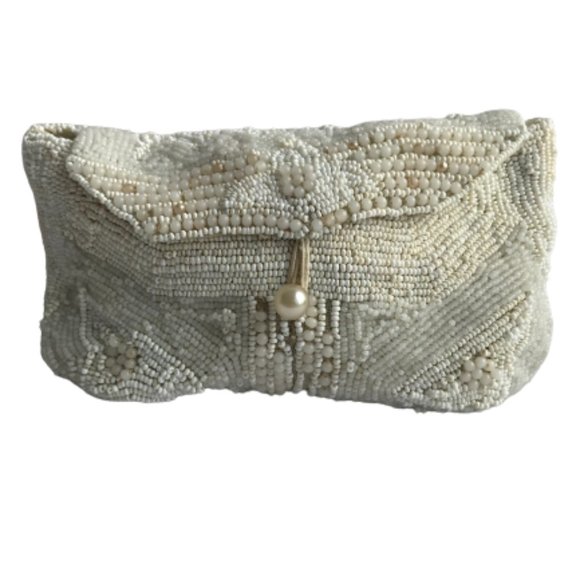 Vintage White Beaded Collectible Dance Coin Purse - Picture 2 of 13